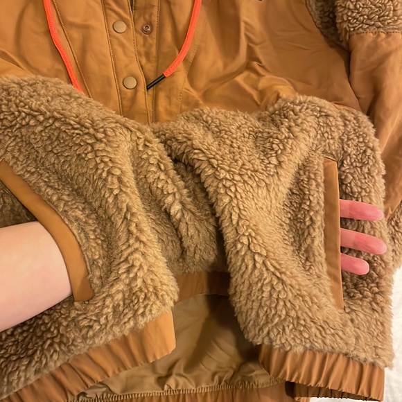 Patagonia cozy teddy bear fleece - Picture 9 of 12